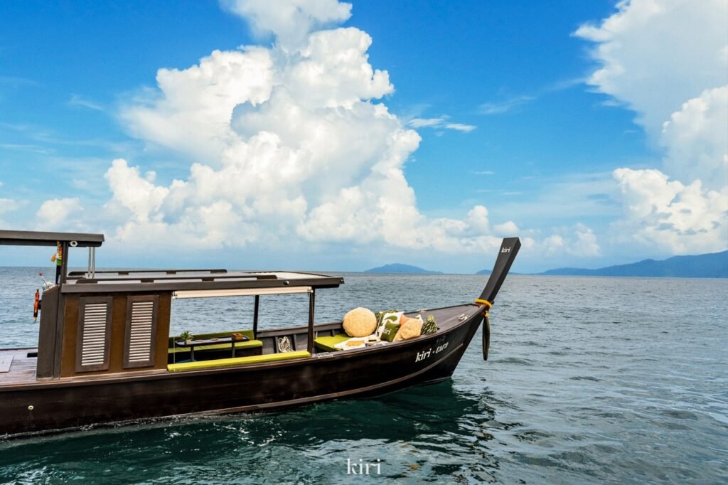 Kiri Long Tail Boat - Image 3