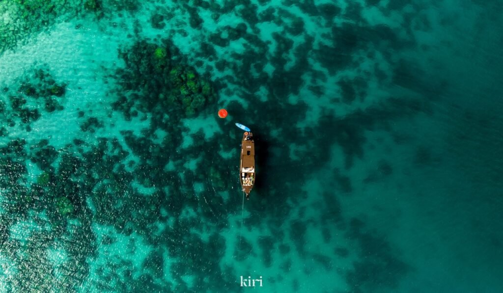 Kiri Long Tail Boat - Image 4