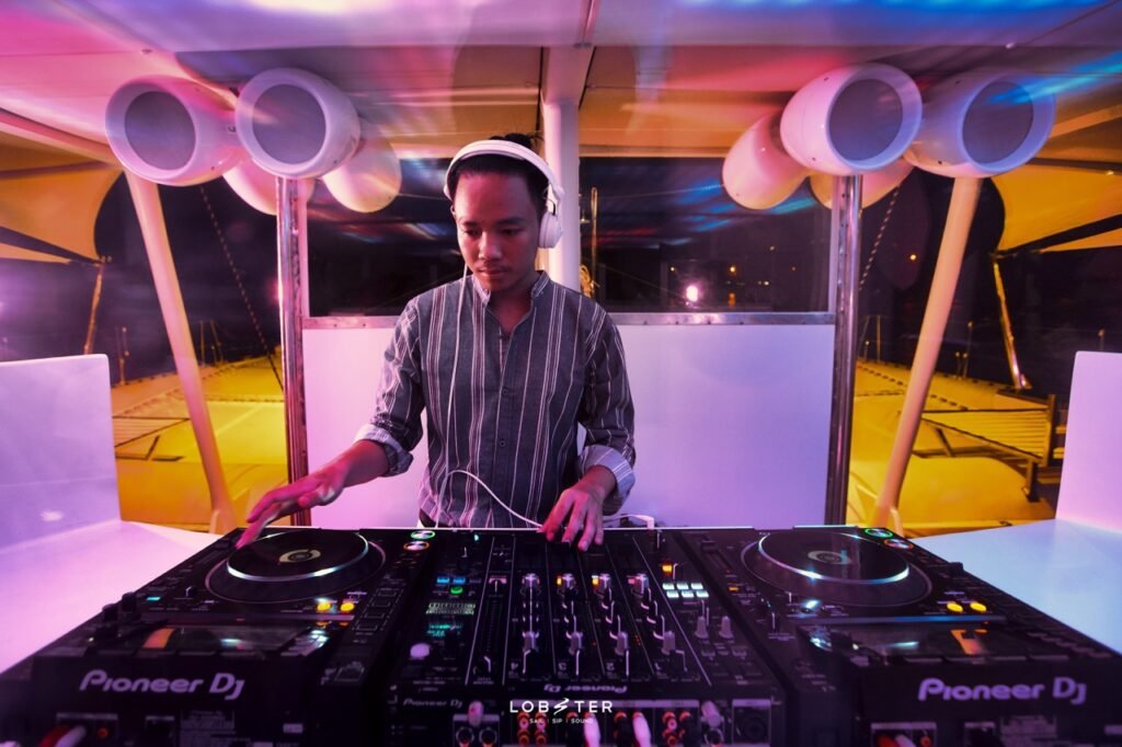 Lobster Catamaran - Image 16