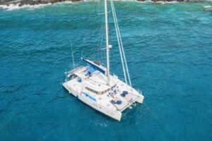 Catamaran #103 — photo 11