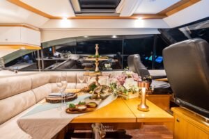 Yacht #129 — photo 15