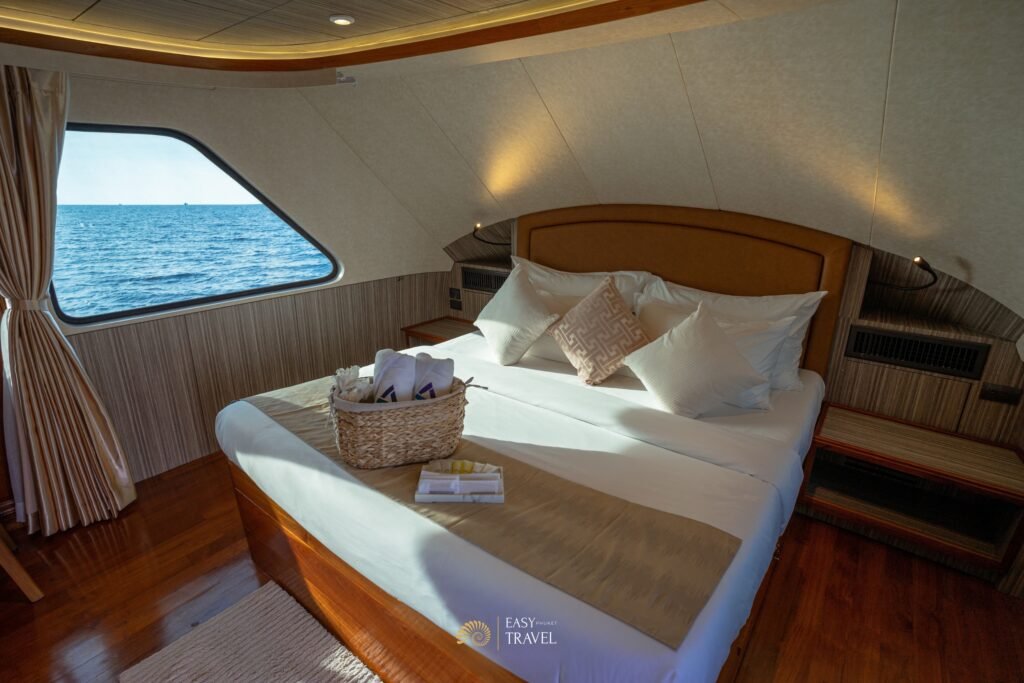 Yacht #111 - Image 16