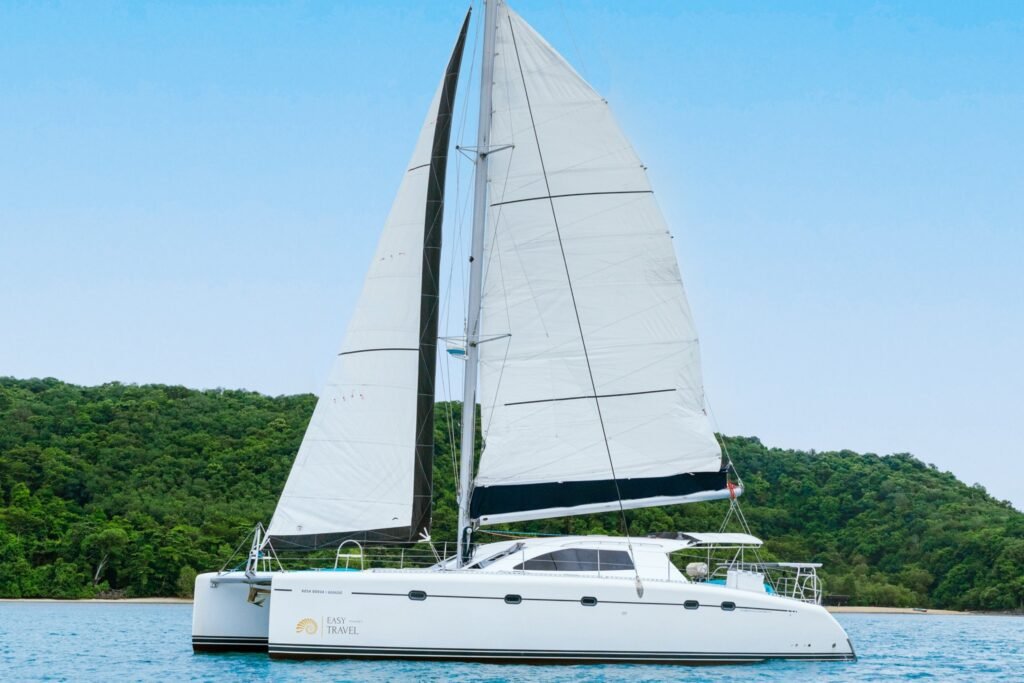 Catamaran #109 - Image 2