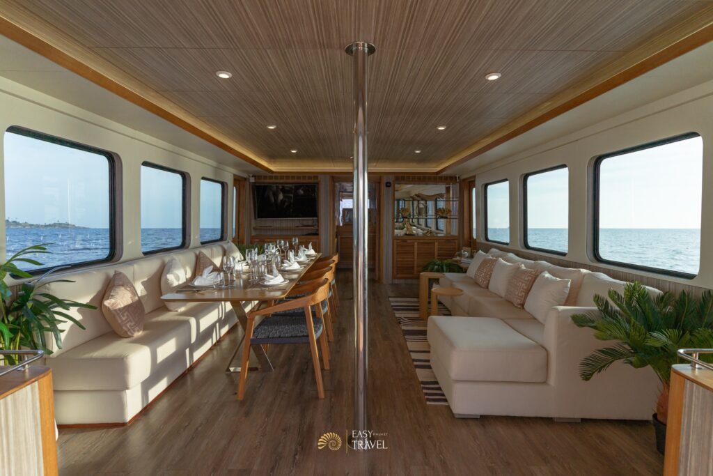 Yacht #111 - Image 9