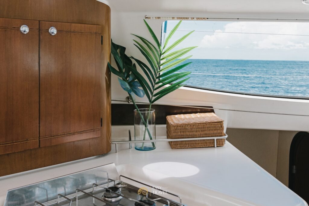 Catamaran #106 - Image 9