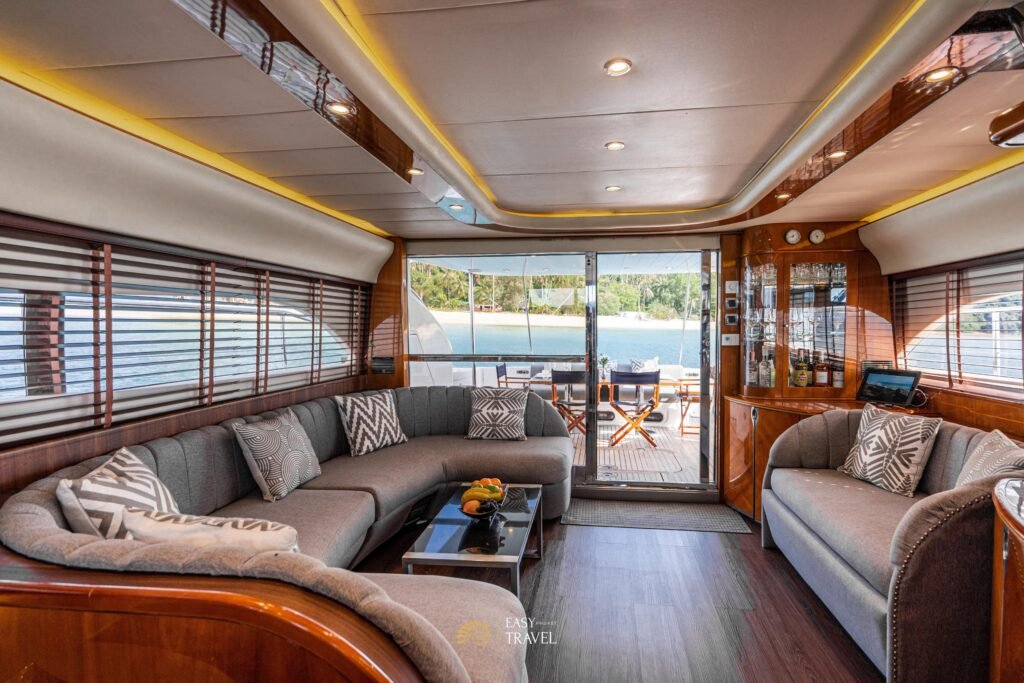 Yacht #127 - Image 5