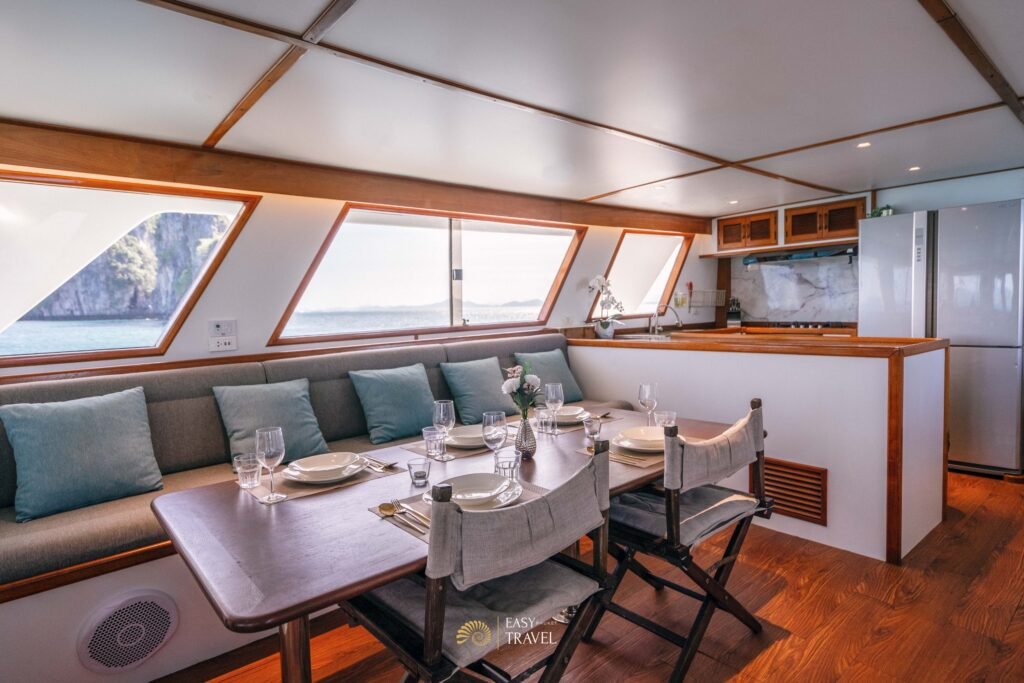 Yacht #128 - Image 14