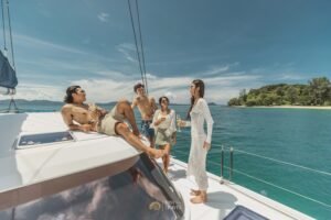 Catamaran #120 — photo 11