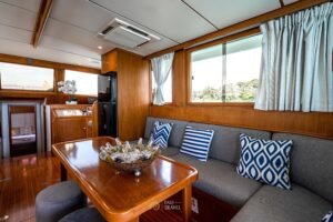 Yacht #123 — photo 13