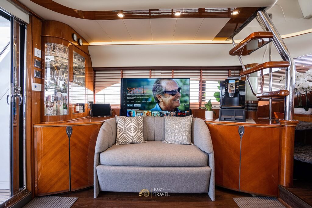 Yacht #127 - Image 12