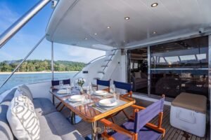 Yacht #127 — photo 11