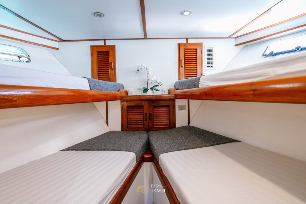 Yacht #128 - Image 9