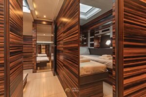 Yacht #126 — photo 7