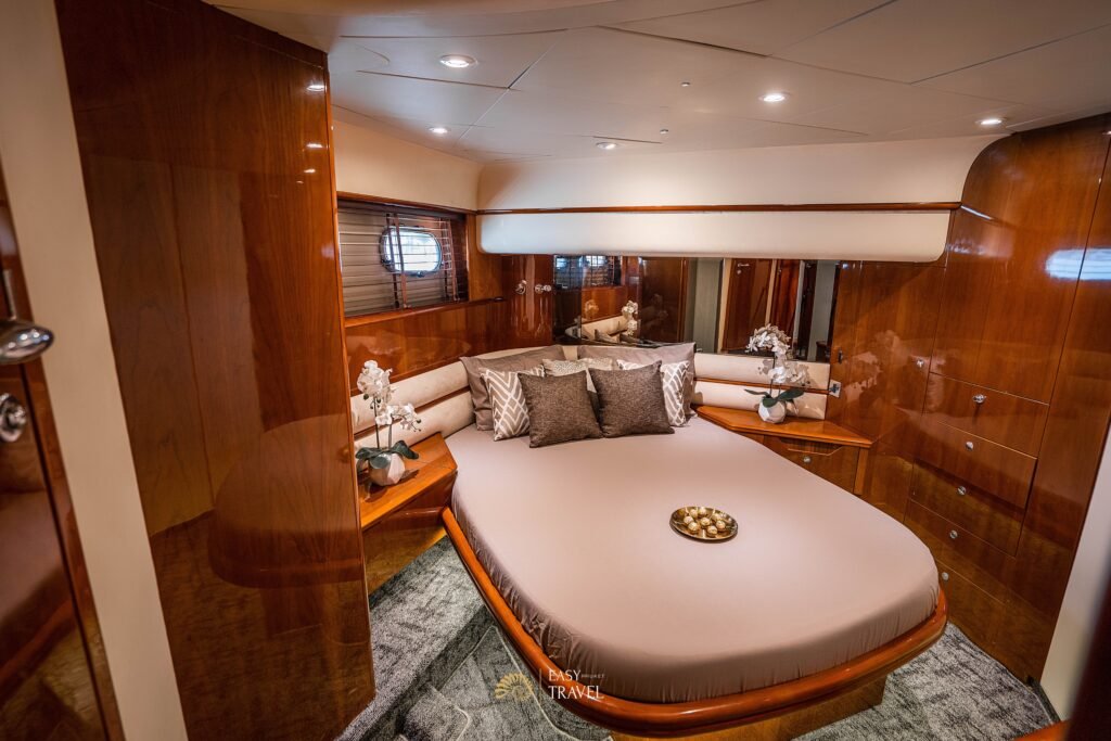 Yacht #127 - Image 8