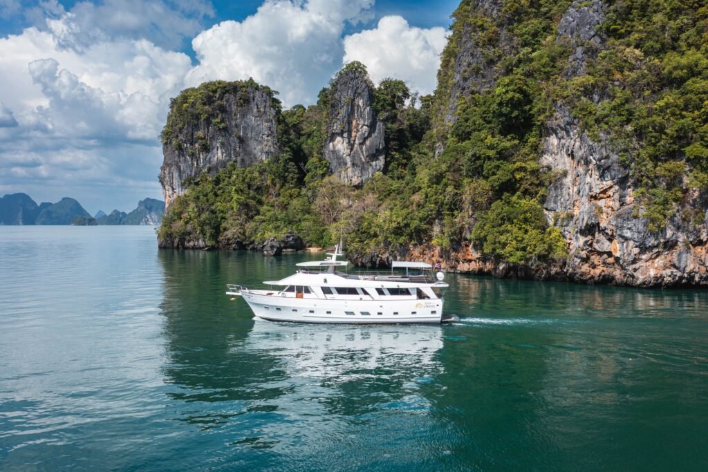 Yacht #128 - Image 21
