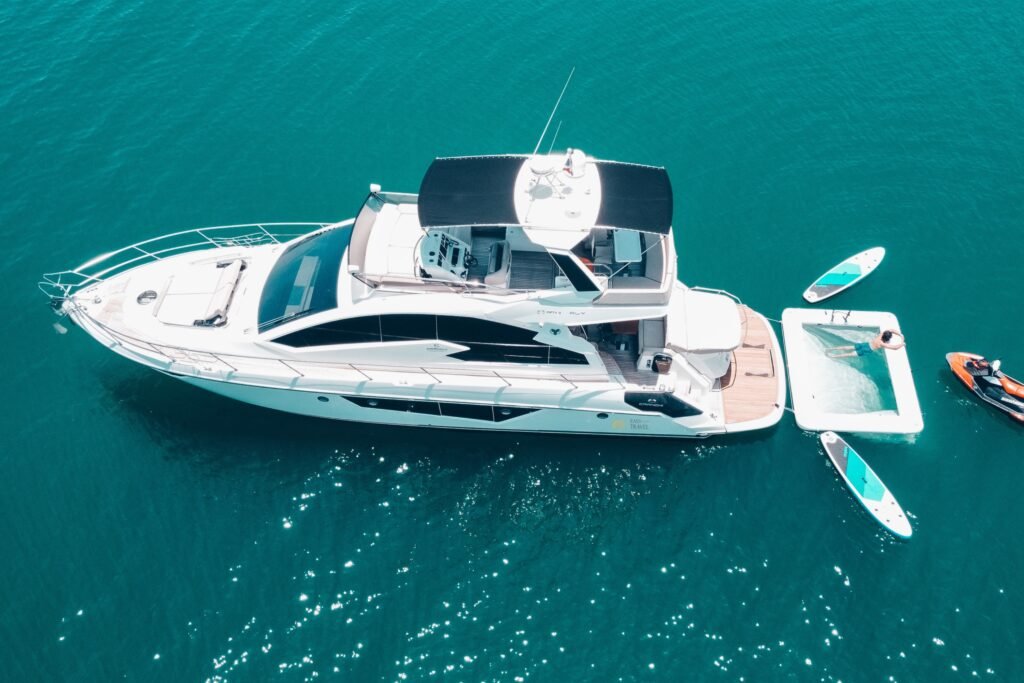 Yacht #126 - Image 20