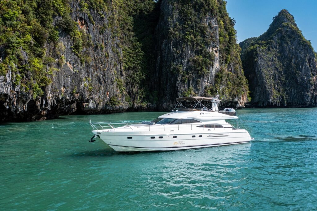 Yacht #127 - Image 1
