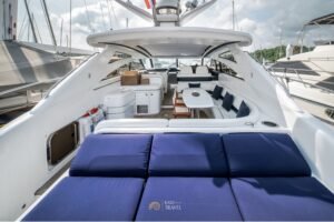 Yacht #130 — photo 15