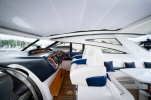 Yacht #130 — photo 6