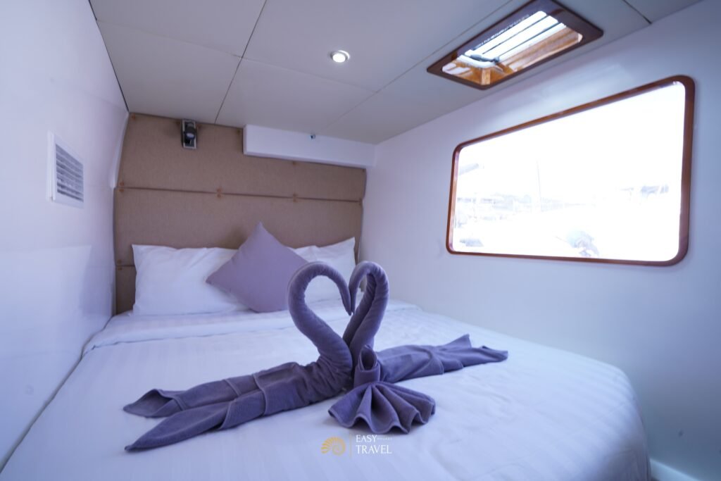 Catamaran #131 - Image 24