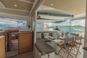 Catamaran #120 — photo 8