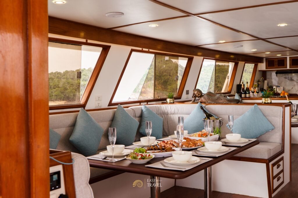 Yacht #128 - Image 15
