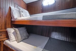 Yacht #123 — photo 16